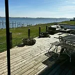 Fjord-side In By The Water * Munkebo