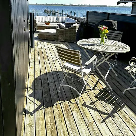 Hébergement de vacances Fjord-side In By The Water *