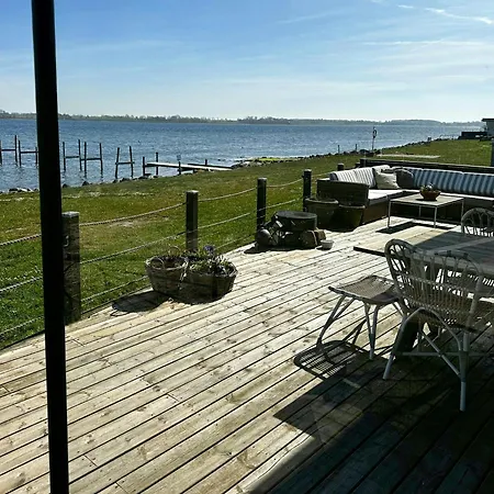 Fjord-side In By The Water * Munkebo